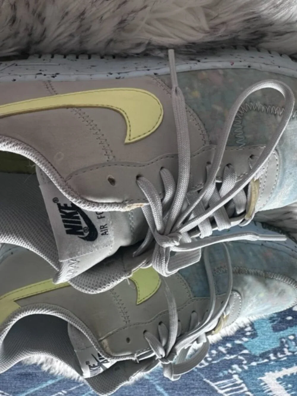 Nike this sneaker